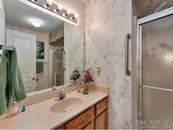 4605 BREAKERS LANE - Photo 9