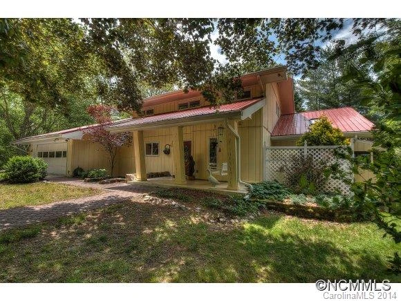 534 Larken Lane