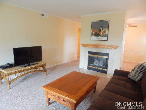 402 Abbey Circle - Photo 11