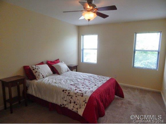 402 Abbey Circle - Photo 16