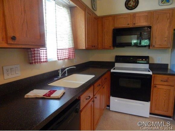 402 Abbey Circle - Photo 7