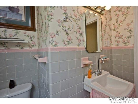 301 Kimberly Ave - Photo 13