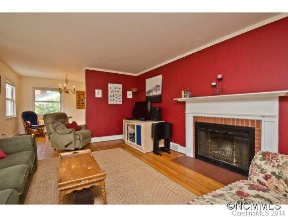 301 Kimberly Ave - Photo 3