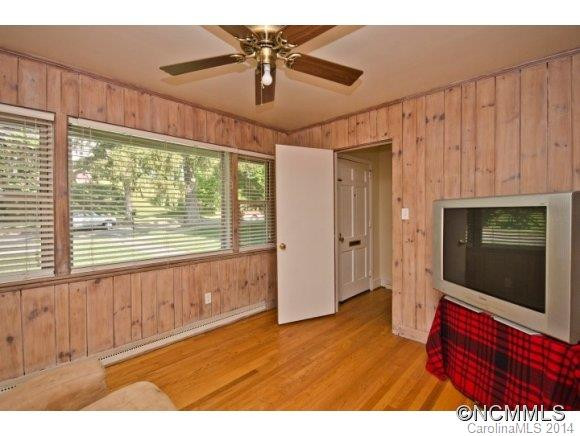 301 Kimberly Ave - Photo 10