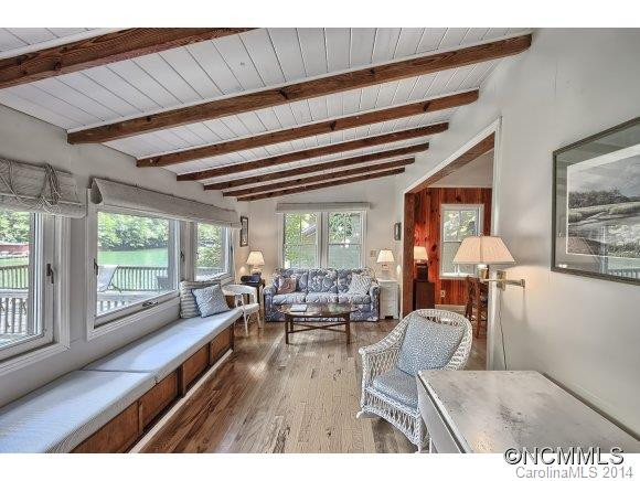 386 Charlotte Drive - Photo 17