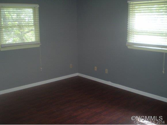 144 South Woods Drive - Photo 11