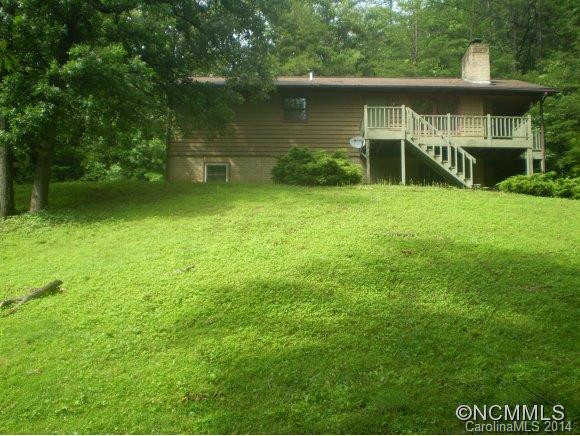144 South Woods Drive - Photo 4