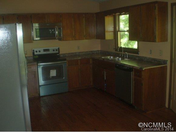 144 South Woods Drive - Photo 8