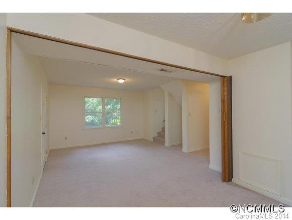 33 Pensacola - Photo 15