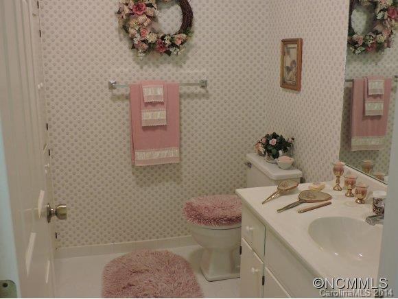 8 Bradford Circle - Photo 12