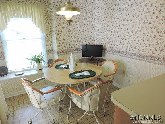 8 Bradford Circle - Photo 7