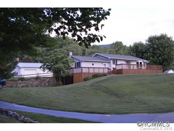 88 Parkway View Dr. - Photo 2