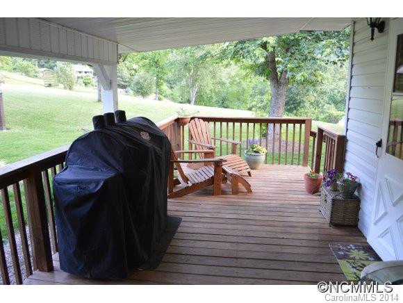 88 Parkway View Dr. - Photo 24