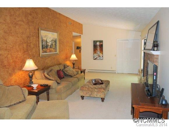238 Spicewood Lane - Photo 3