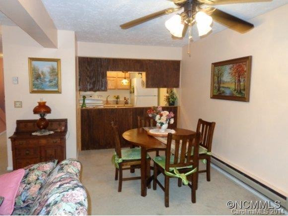 27 Wildflower Lane - Photo 5