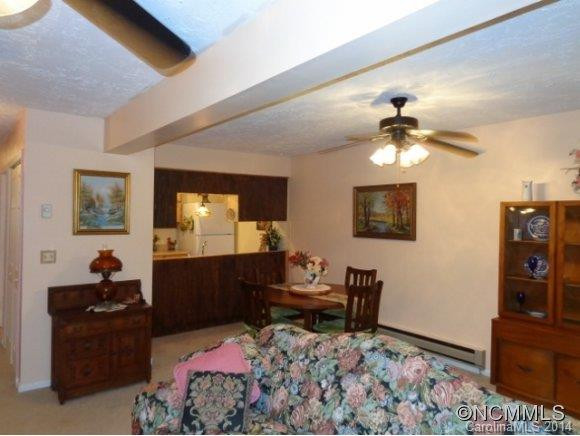 27 Wildflower Lane - Photo 8