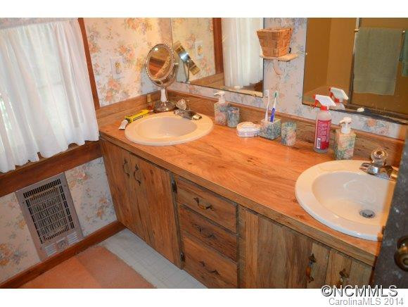 495 Locust Drive - Photo 17