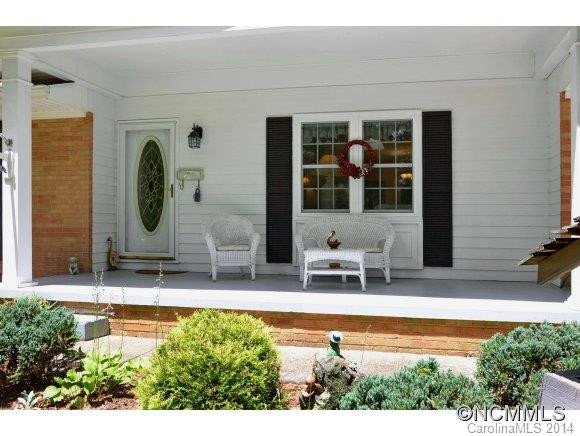 51 Parkview Drive - Photo 2