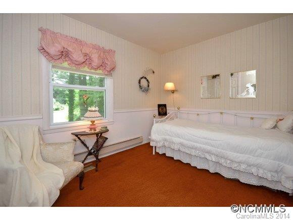 51 Parkview Drive - Photo 12