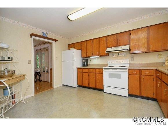 51 Parkview Drive - Photo 7