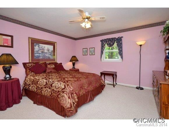 51 Parkview Drive - Photo 9