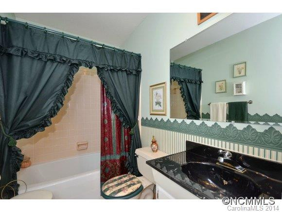 51 Parkview Drive - Photo 10