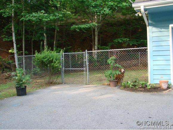 179 Saw Branch Road - Photo 14