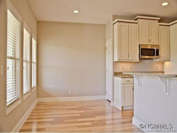 128 WINDSTONE DRIVE - Photo 8