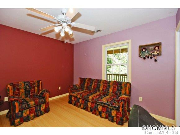 44 Helen Drive - Photo 11