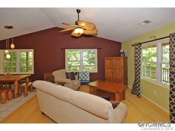 44 Helen Drive - Photo 6