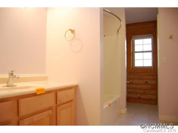 427 Bobcat Trl - Photo 12