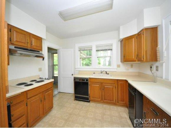 1014 OLD SPARTANBURG RD. - Photo 4
