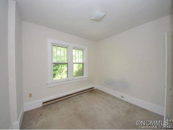 1014 OLD SPARTANBURG RD. - Photo 7