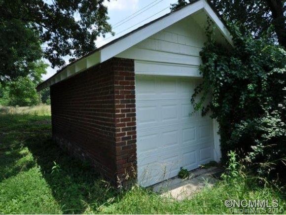 1014 OLD SPARTANBURG RD. - Photo 8