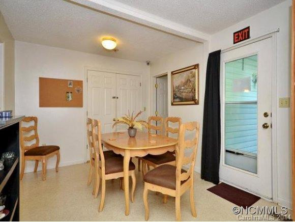 41 IMPERIAL COURT - Photo 6