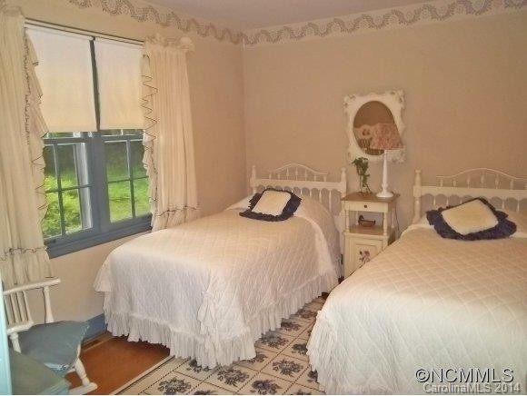 216 Sherwood Lane - Photo 12