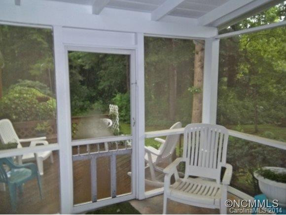 216 Sherwood Lane - Photo 14