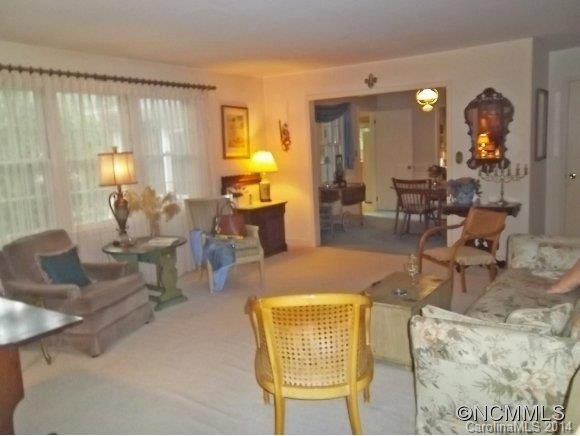 216 Sherwood Lane - Photo 5