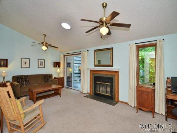 75 HOLLYBROOK DR - Photo 2