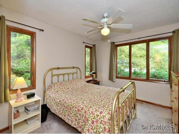 75 HOLLYBROOK DR - Photo 7