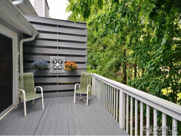75 HOLLYBROOK DR - Photo 10