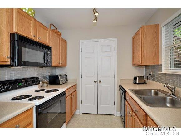 702 Olde Covington Way - Photo 4