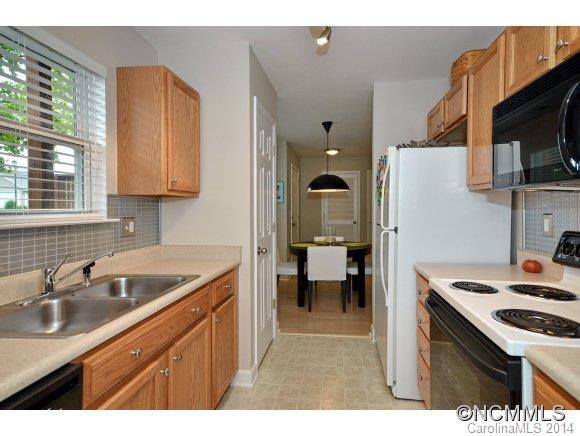 702 Olde Covington Way - Photo 5