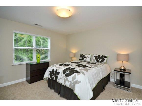 702 Olde Covington Way - Photo 8