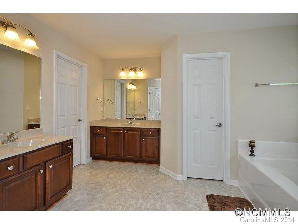 1 Peppermill Drive - Photo 11