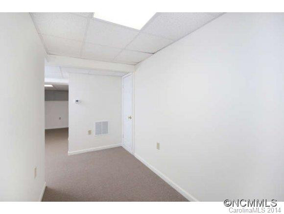 79 Logan Avenue - Photo 14
