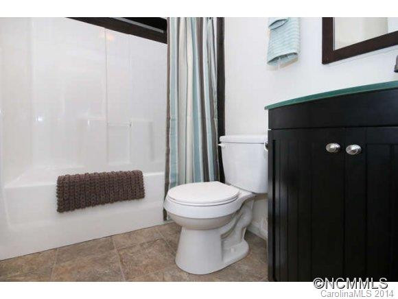 79 Logan Avenue - Photo 20