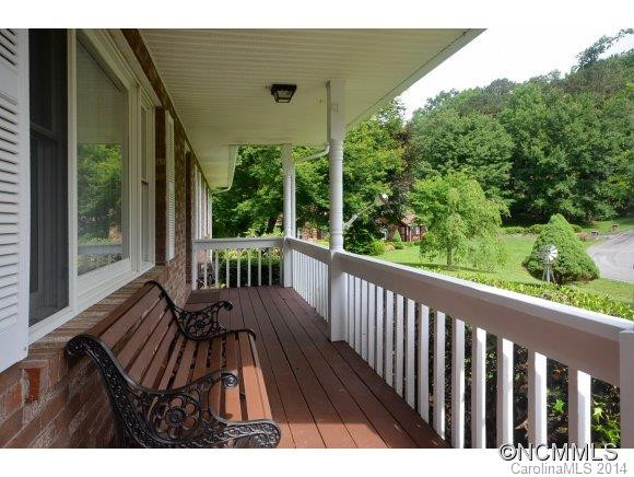 6 SHAWN DRIVE - Photo 12