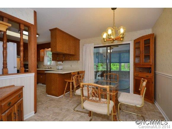 6 SHAWN DRIVE - Photo 5