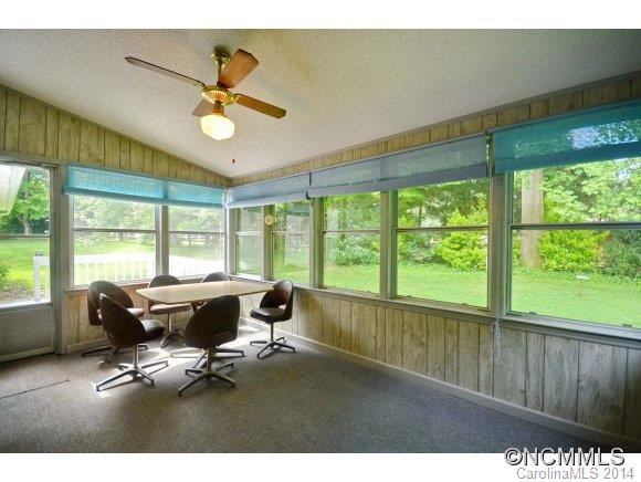 6 SHAWN DRIVE - Photo 6